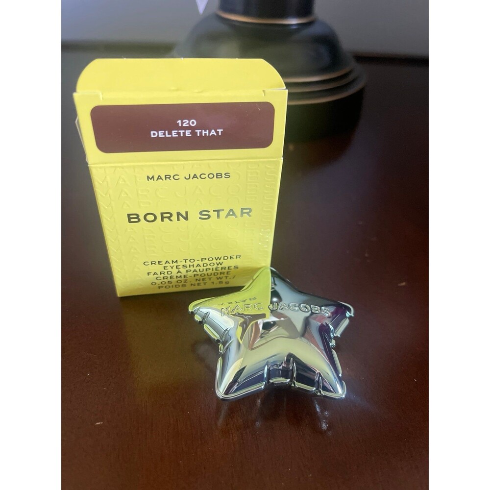 Marc Jacobs Born Star Cream-to-Powder Eyeshadow - Delete That
